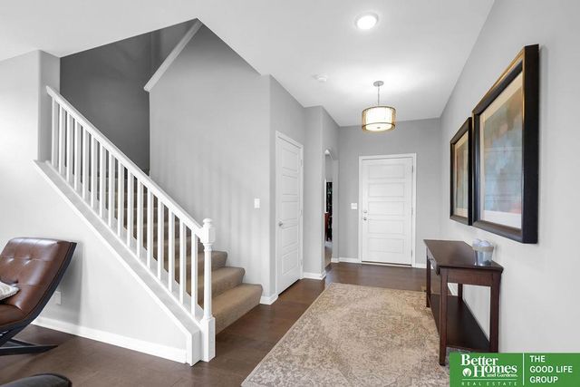 7930 Maxine Drive, Lincoln, NE 68516