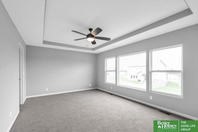 7930 Maxine Drive, Lincoln, NE 68516