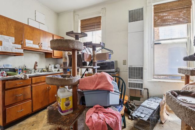 3444 S Western Avenue, Chicago, IL 60608