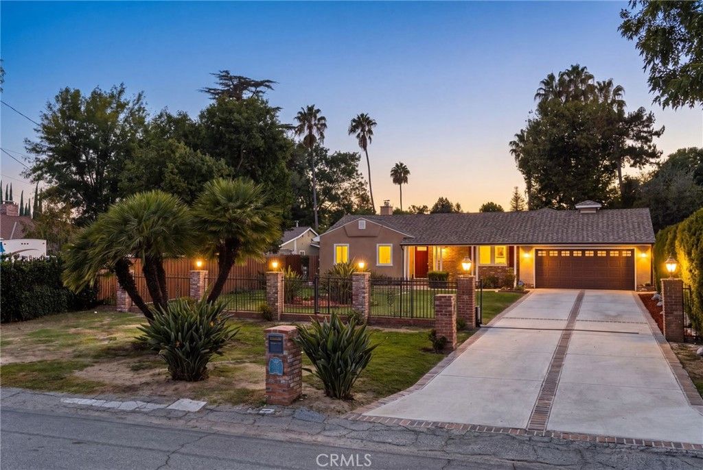 8847 White Oak Avenue, Sherwood Forest, CA 91325 — photo 2