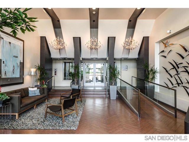 1431 Pacific Hwy 502, San Diego, CA 92101