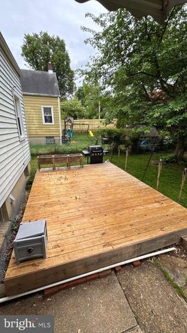 436 WESTSHIRE DR, Catonsville, MD 21228