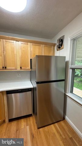 436 WESTSHIRE DR, Catonsville, MD 21228
