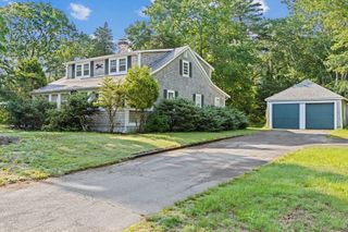 37 Walnut St, Marshfield, MA 02050