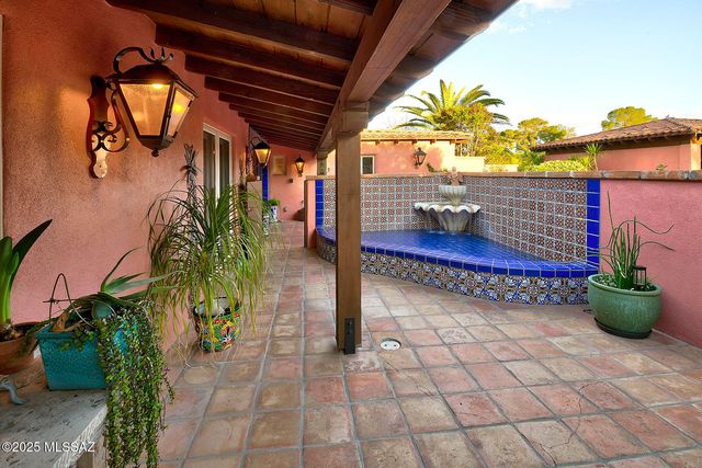 2850 N Santa Ynez Place, Tucson, AZ 85715