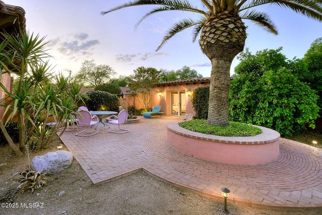 2850 N Santa Ynez Place, Tucson, AZ 85715