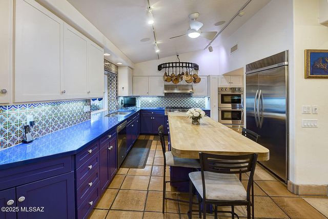 2850 N Santa Ynez Place, Tucson, AZ 85715