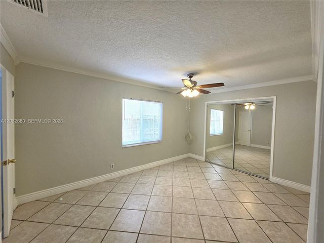 5225 NE 4th Ave 0, Oakland Park, FL 33334
