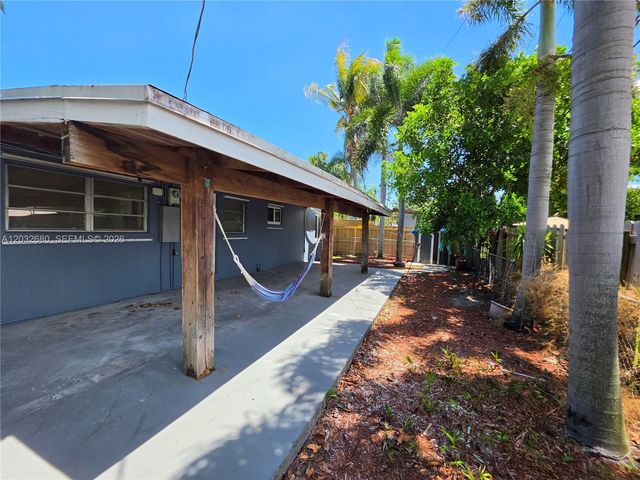 5225 NE 4th Ave 0, Oakland Park, FL 33334