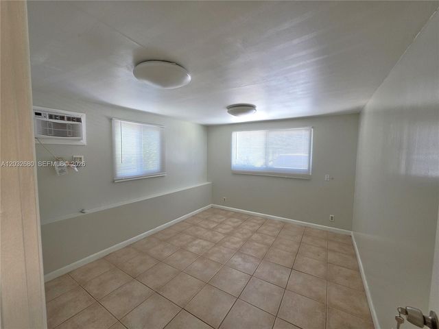 5225 NE 4th Ave 0, Oakland Park, FL 33334