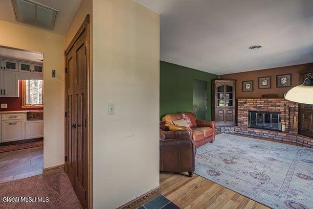 7 Western Avenue, Charlton, NY 12019