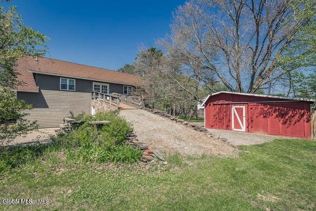 7 Western Avenue, Charlton, NY 12019