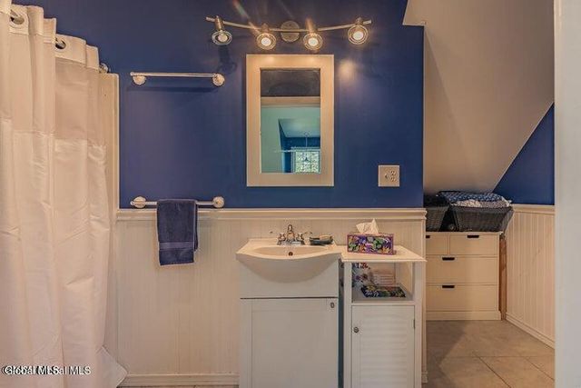 7 Western Avenue, Charlton, NY 12019