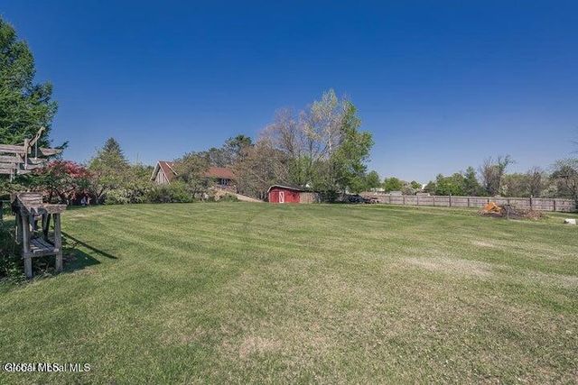 7 Western Avenue, Charlton, NY 12019