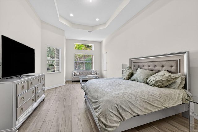 8203 Mariano Falls Lane, Boynton Beach, FL 33473