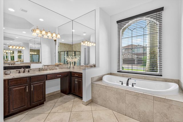 8203 Mariano Falls Lane, Boynton Beach, FL 33473