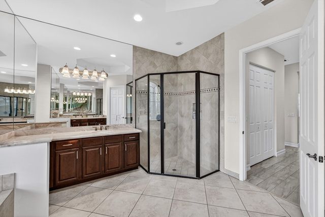 8203 Mariano Falls Lane, Boynton Beach, FL 33473