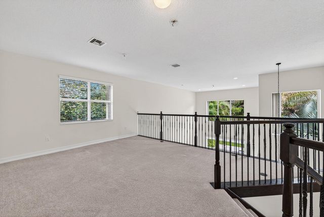 8203 Mariano Falls Lane, Boynton Beach, FL 33473