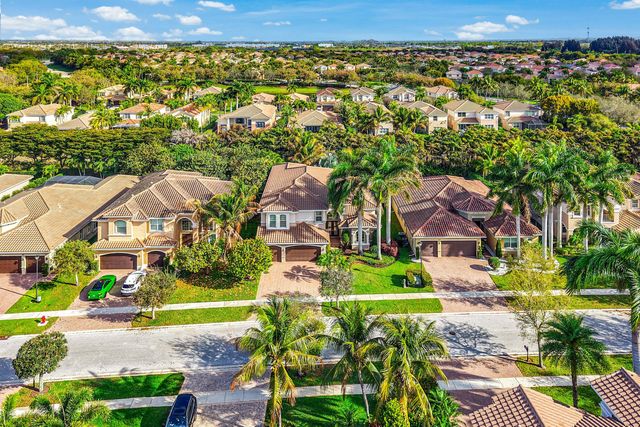 8203 Mariano Falls Lane, Boynton Beach, FL 33473