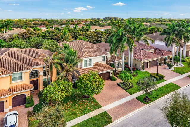 8203 Mariano Falls Lane, Boynton Beach, FL 33473