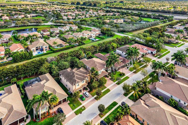 8203 Mariano Falls Lane, Boynton Beach, FL 33473