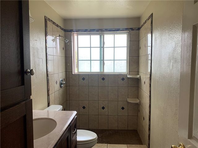 322 Belmont Dr, Corpus Christi, TX 78418