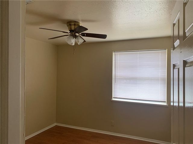 322 Belmont Dr, Corpus Christi, TX 78418