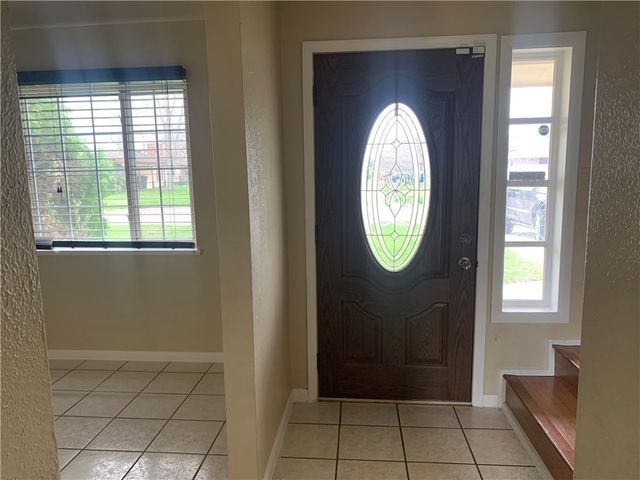 322 Belmont Dr, Corpus Christi, TX 78418