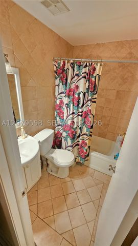 15619 SW 73rd Cir Ter 10-8, Miami, FL 33193