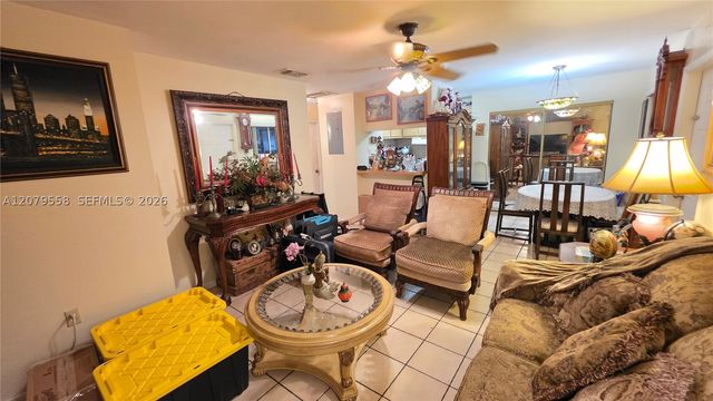 15619 SW 73rd Cir Ter 10-8, Miami, FL 33193
