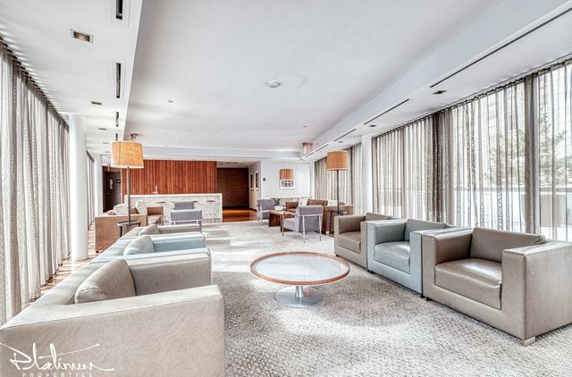 1 Wall Street Ct Apt 904, New York City, NY 10005