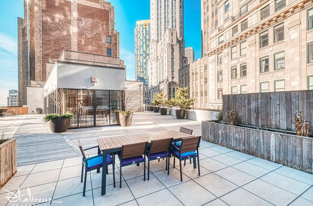 1 Wall Street Ct Apt 904, New York City, NY 10005