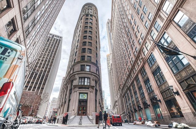 1 Wall Street Ct Apt 904, New York City, NY 10005