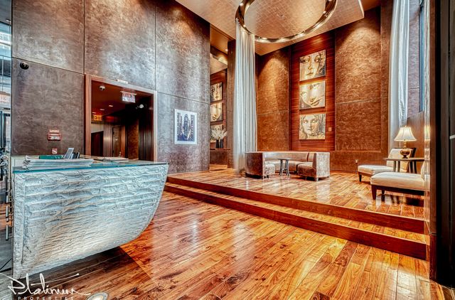 1 Wall Street Ct Apt 904, New York City, NY 10005