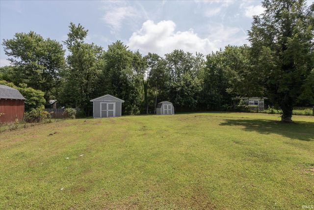 2724 N Smith Pike, Bloomington, IN 47404