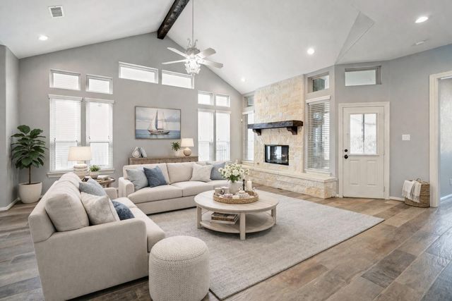 104 Camden Hills Drive, Montgomery, TX 77356