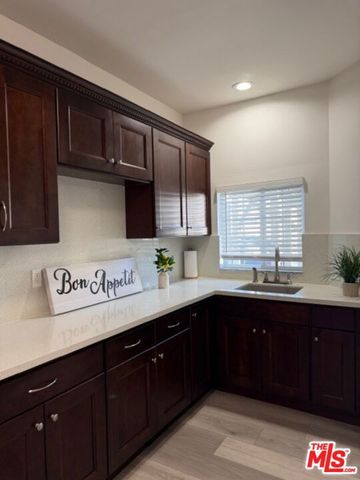 4619 Melbourne Avenue, Los Angeles, CA 90027