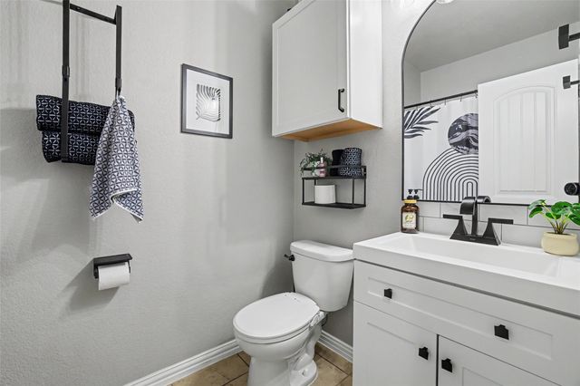 2412 Stonepath WAY, Pflugerville, TX 78660