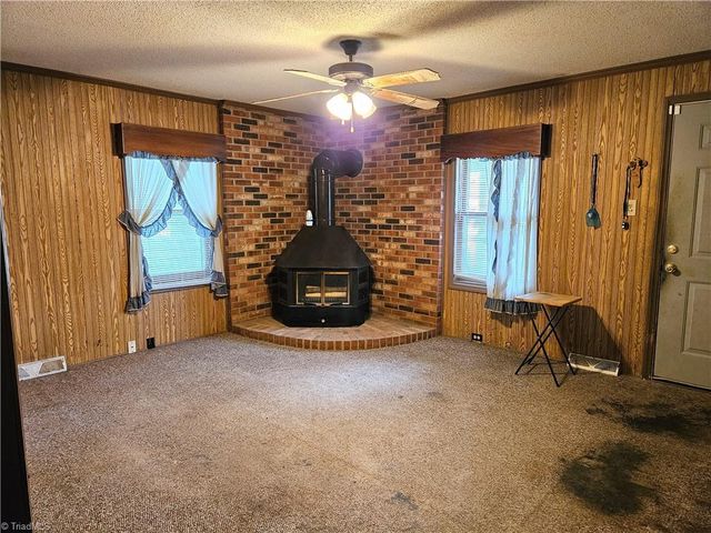 607 King Street, Reidsville, NC 27320