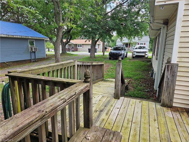 607 King Street, Reidsville, NC 27320
