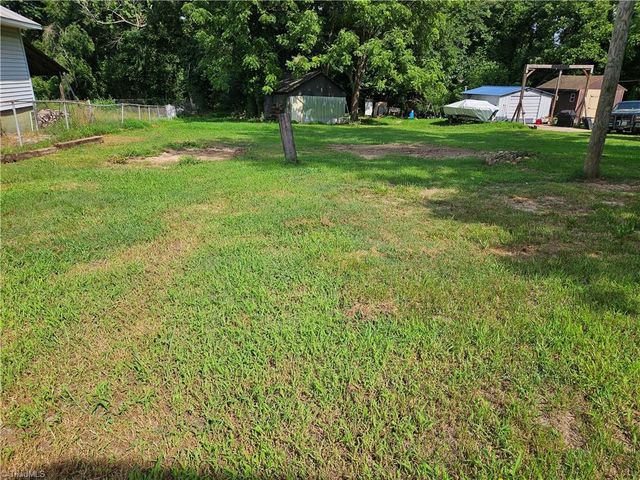 607 King Street, Reidsville, NC 27320