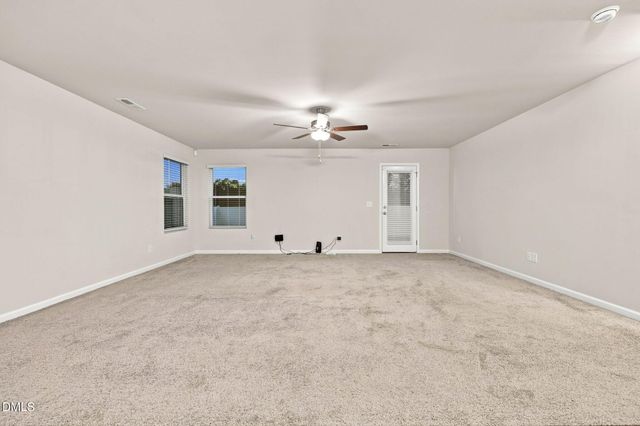 195 Bracknell Lane, Raeford, NC 28376