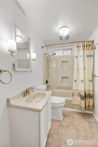 26631 204th Avenue SE, Covington, WA 98042