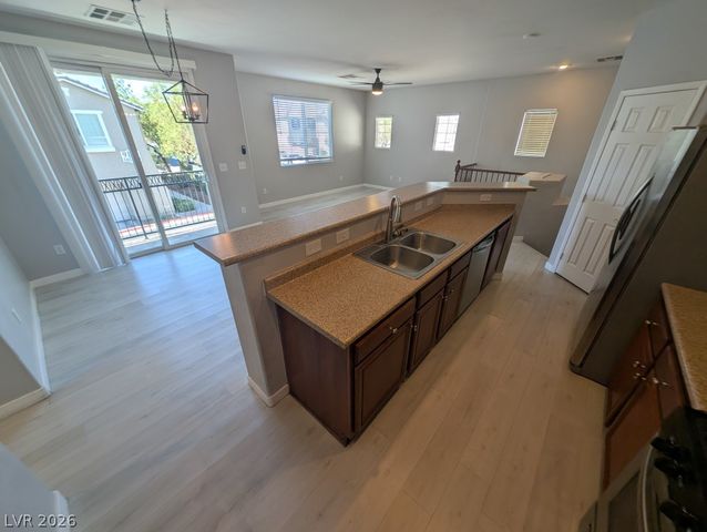 9120 Alpine Grove Avenue 101, Las Vegas, NV 89149