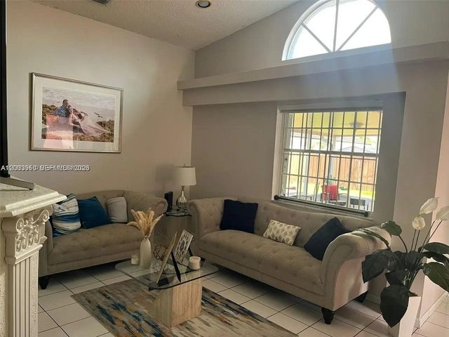 8539 SW 211th Ter 0, Cutler Bay, FL 33189