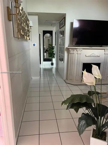 8539 SW 211th Ter 0, Cutler Bay, FL 33189