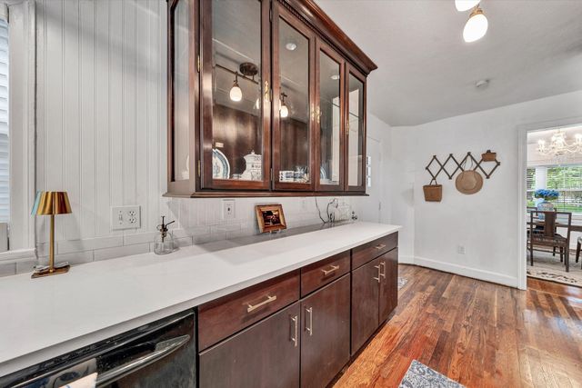 3289 Avenham AVE SW, Roanoke, VA 24014