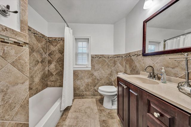 3289 Avenham AVE SW, Roanoke, VA 24014