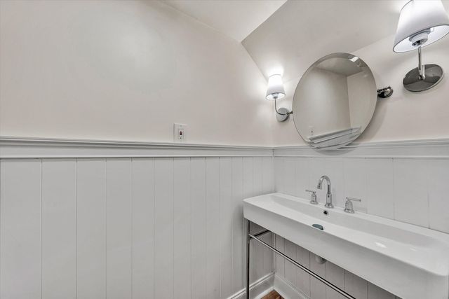 3289 Avenham AVE SW, Roanoke, VA 24014