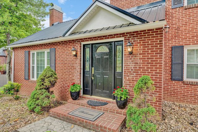 3289 Avenham AVE SW, Roanoke, VA 24014